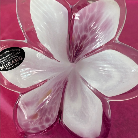 - Italian Murano Art Glass white & Purple  Colors Pedals 6 pedals Handmade - Picture 3 of 7